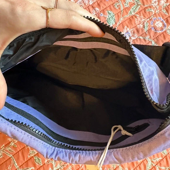 NWT Medium Baggu Bluebell Crescent Bag! - Picture 4 of 5